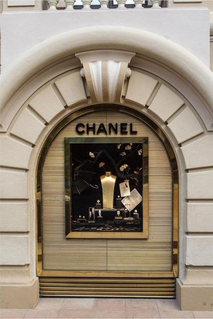 FASHION BRAND CHANEL SHOP FRONT DOORS