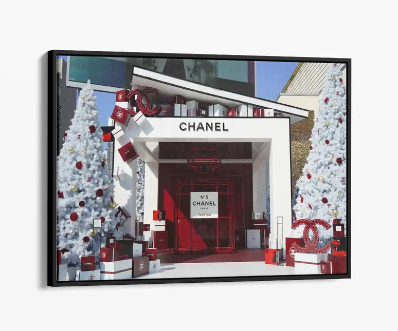 FASHION BRAND CHANEL SHOP FRONT DOORS